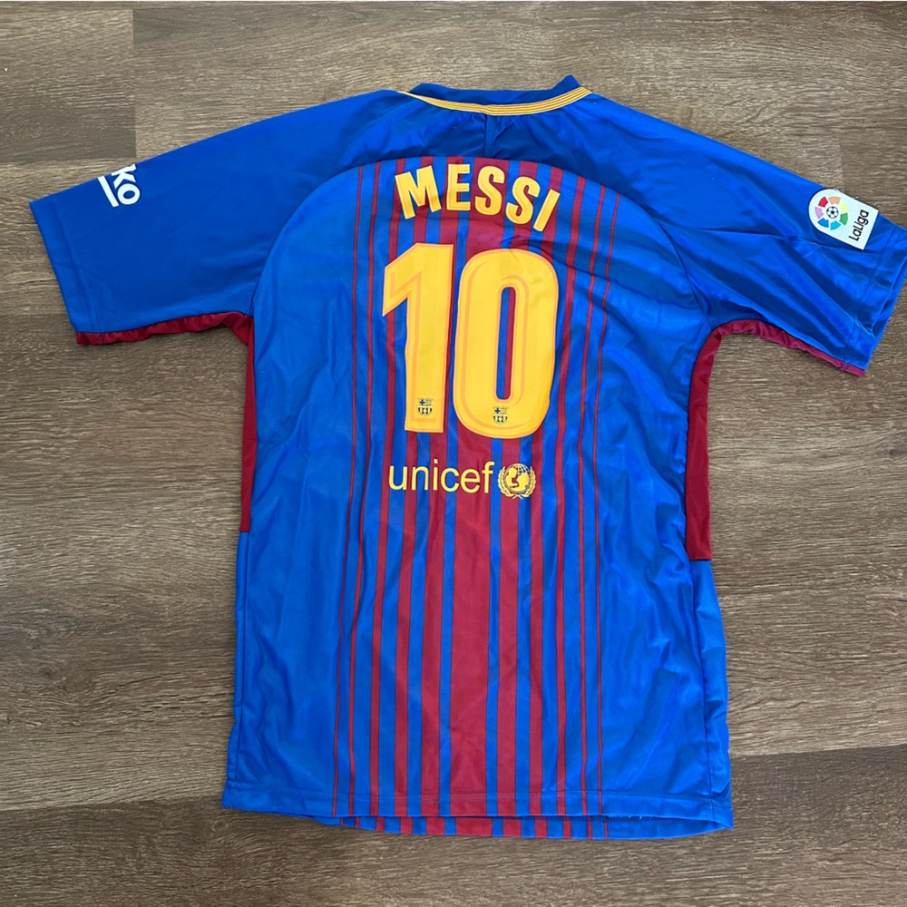Men’s Leo Messi Barcelona Soccer Authentic Nike Rakuten Jersey Shirt #10 Medium